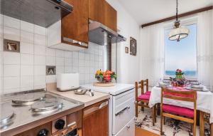 2 Bedroom Amazing Apartment In Lovran