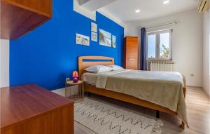 3 Bedroom Pet Friendly Apartment In Pula 