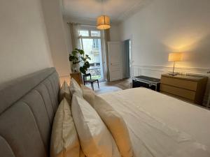 Magnifique T4 proche Proche Arc de Triomphe et Champs Elysées