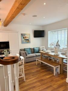 House in the heart of Pembroke