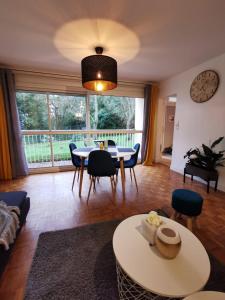 Appartements Nantes RENAUDIERE - Proche Parc Expo Stade Beaujoire - Wifi - Parking - Tramway bus : photos des chambres