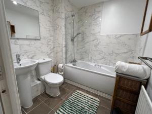 Central Self Contained Service Studio