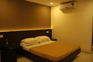 Sugam Hotel Pvt Ltd - Pīlamedu