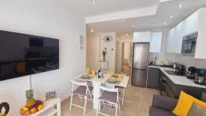 Seabreeze Haven - Suite Winkler - Las Lagunas Mijas