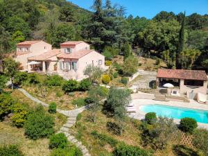 Villas Villa Silia in the Gulf of Saint-Tropez in a natural setting : photos des chambres