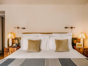 Small Accessible  room in Redchurch Townhouse