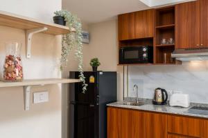 1 BR apartment 777 Beach Condotel