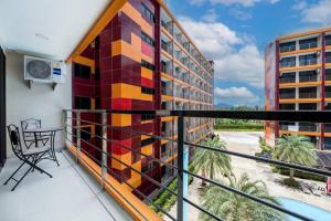 1 BR apartment 777 Beach Condotel