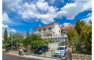 Nice Apartment In Novi Vinodolski