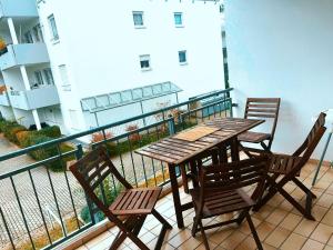 Apartment an der Uni mit Tiefgarage und Loggia