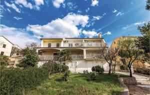 Awesome Apartment In Novi Vinodolski