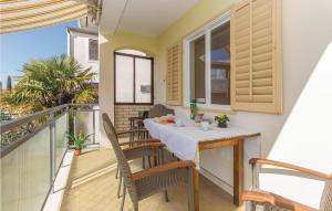 Two-Bedroom Holiday Home In Zadar