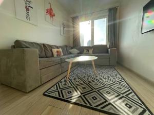 Просторная двухкомнатная квартира с отдельными комнатами в центре Аркадии!