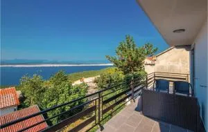 Cozy Apartment In Dramalj With Kitchen - Klanfari