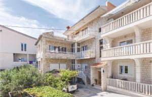 Two-Bedroom Apartment In Duce