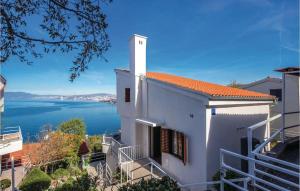 Stunning Apartment In Kraljevica