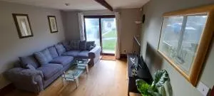 Cozy little 1 bed, sleeps 3, secure, gated parking near Peterborough - 斯蒂尔顿