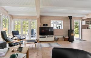 3 Bedroom Lovely Home In Hadsund