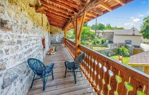 4 Bedroom Awesome Home In Champoly