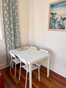 Alkira Cottage - Cozy, Comfortable, and Convenient