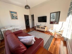Alkira Cottage - Cozy, Comfortable, and Convenient