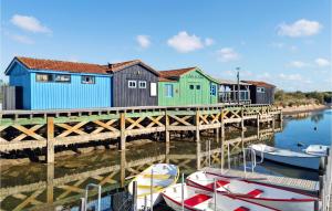 Appartements Nice Apartment In St-Georges-De-Didonne : photos des chambres