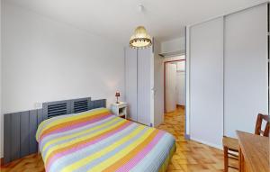 Appartements Nice Apartment In St-Georges-De-Didonne : photos des chambres