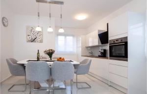 Stunning Home In Turanj With Sauna