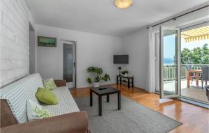 Amazing Home In Novi Vinodolski