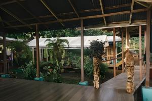Balsa Nueva Lodge-Farm Stay & Café-Ocean & Jungle-Views