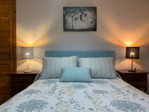 Casa TODAH, Playas y montañas