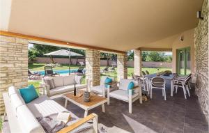 Amazing Home In Sajini