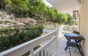 1 Bedroom Awesome Apartment In Lokva Rogoznica 