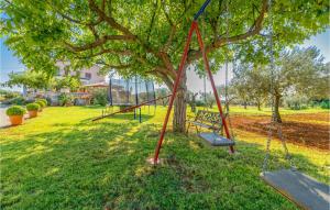 6 Bedroom Cozy Home In Galizana