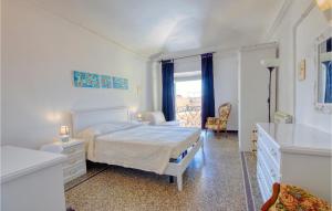 2 Bedroom Lovely Apartment In Genova