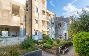 1 Bedroom Lovely Apartment In Njivice