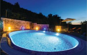 Nice Home In Oslje With Outdoor Swimming Pool 