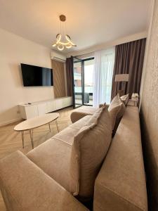 Lake View Luxury Apartament