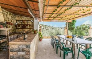 Stunning Home In Villanueva De Algaidas