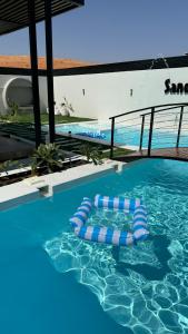 sandhut77