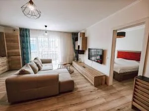 Elegant Escape - Feleacu