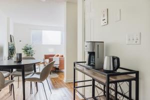 Blueground Longwood elevator wd ac BOS-1082