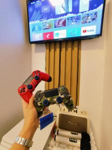 Azure Staycation by Oveecation Suites