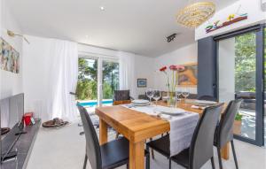 Holiday Home Put Svjure Croatia