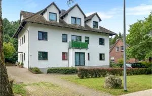 2 Bedroom Nice Apartment In Schwerin - Raduhn
