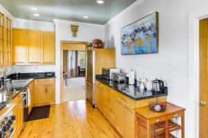 Urban San Francisco Retreat Stunning City Views!