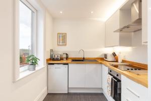 Host & Stay - North View