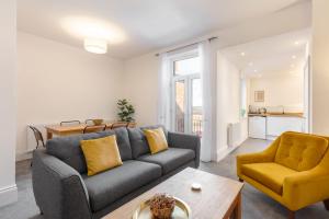 Host & Stay - North View