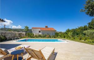 Cozy Home In Tribalj With Kitchen