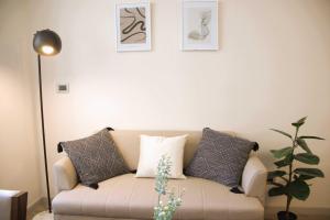 HOM I Metro SantaIsabel Wifi Piscina Ciudad Balcon